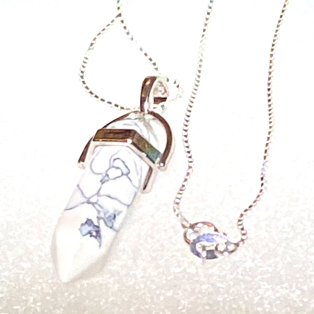 Handmade Howlite Sterling Silver Necklace 16”